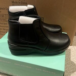 Easy street black bootie